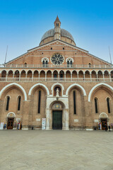 Fototapeta premium The beautiful Basilica of S. Antonio In Padova