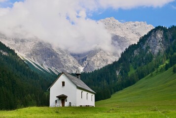 Fototapeta na wymiar Chapel Sankt Rochus in Nenzinger Himmel. Vorarlberg, Austria.