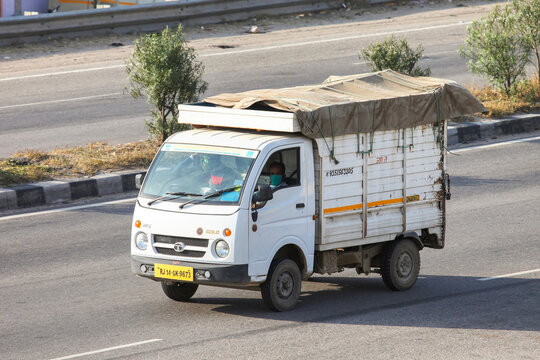 Tata Ace