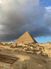pyramid of giza