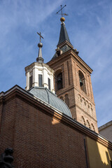 Fototapeta na wymiar Church of San Nicolas in City of Madrid, Spain