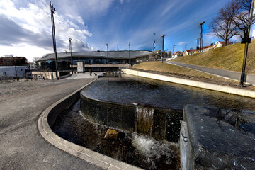 water flowing into the water, Jordal Amfi, Oslo, Norway