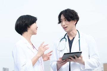 A doctor having a meeting or discussion