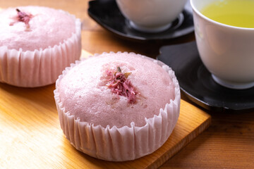 桜の蒸しパン