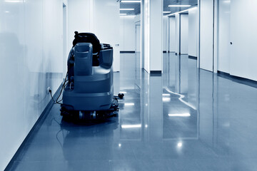 Cleaning machine in the hallway