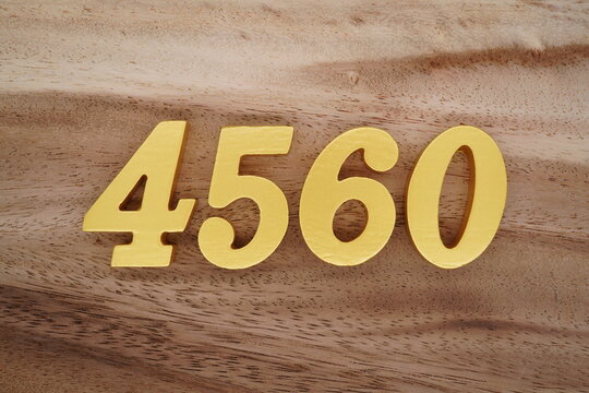 4560 * 85
