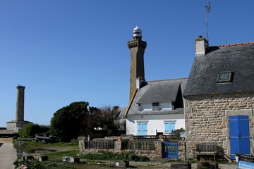 maison de pêcheur et phare d'Eckmühl à Penmarc'h en Bretagne 
