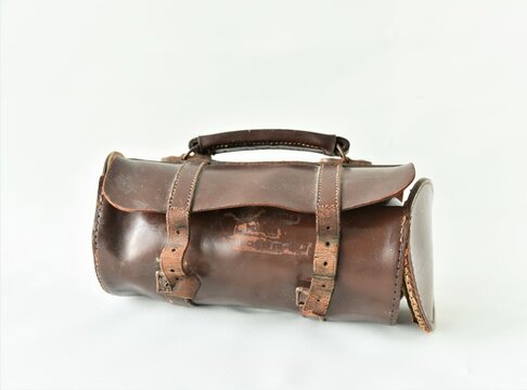 Antike alte braune Ledertasche