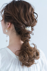 Obraz premium 花嫁ヘアメイクをした女性