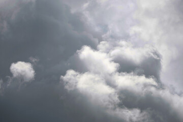 Obraz premium Clouds on the blue sky nature with space background wallpaper