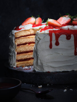 big strawberry cake B