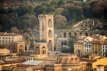 Fototapeta premium Italia, Toscana, Firenze, la Torre San Niccolò.