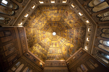 Fototapeta premium Italia, Toscana, Firenze, il Battitero, interno,cupola con mosaici