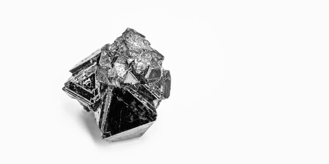 osmium fragment (Os) is a metallic chemical element belonging to the group of platinum metals that...