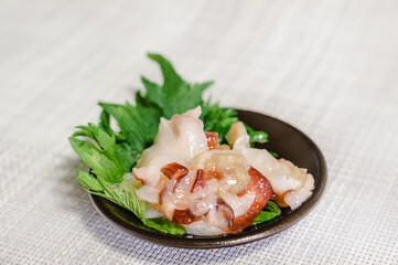 一品料理　たこわさ