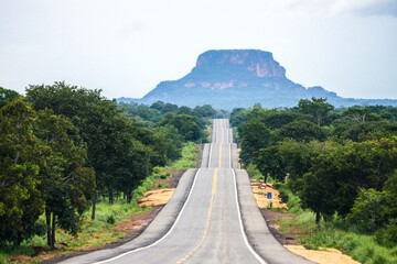 road to the mountains