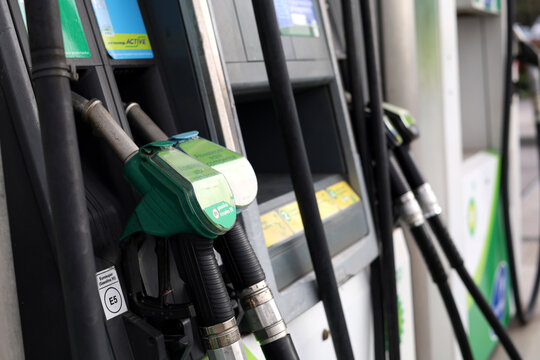 Pumping Station Petroleum Gas Filling Station High Prices