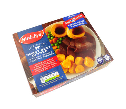 Birds Eye Traditional Roast Beef Frozen Dinner With Aunt Bessies Yorkshire Puddings And Mini Roast Potatoes