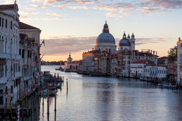 Venezia. Canal Grande verso Santa Maria della Saluteve la Dogana da Mar