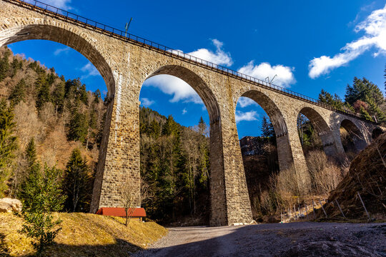 Entdeckungstour durch die Ravennaschlucht bei Breitnau - Baden-W&uuml;rttemberg - Deutschland