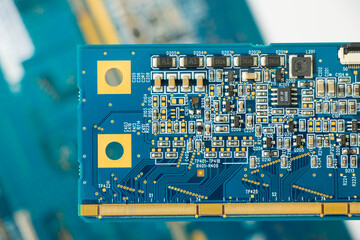 Electronic motherboard and isometric processor and microchip