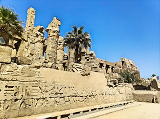 Stone witnesses of an ancient civilization in Luxor