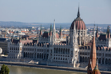 Fototapeta na wymiar budapest parliament building at sunny day