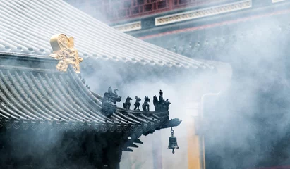 Photo sur Plexiglas Lieu de culte Close up of the eave in Chinese temple