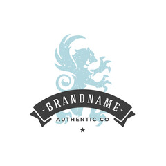 Obraz premium Lion hand drawn logo isolated on white background vector illustration for labels, badges, t-shirt and other design.