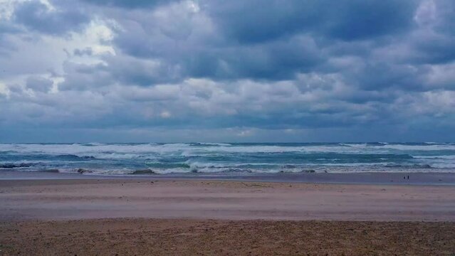 Time Lapse of a cloudy day at the beach