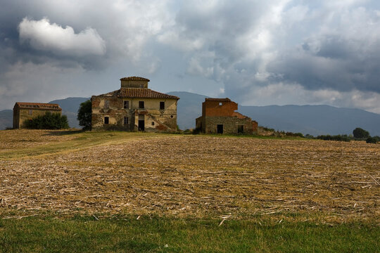 A derelict and abandoned farmhouse outside Santa Caterina, near Cortona, Arezzo, Tuscany, Italy: evidence of rural depopulation