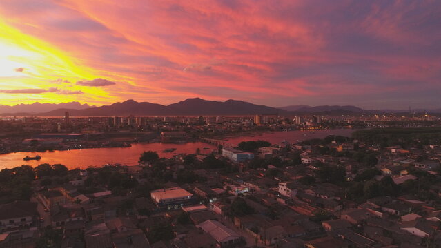 Paranagu&aacute; 