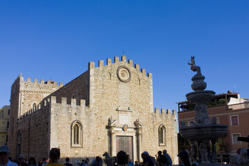 Fototapeta na wymiar San Nicolo Cathedral (or Duomo) at Piazza del Duomo in Taormina, Sicily, Italy