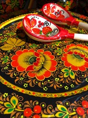 Fototapeta premium Beautiful dishes in Khokhloma coloring