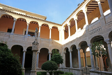 Obraz premium Cloister of the Cathedral in Orihuela, Spain 