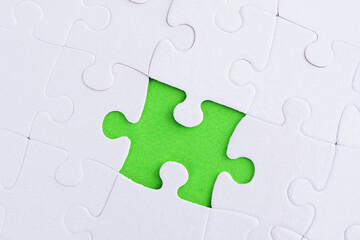 Obraz premium The missing piece of the jigsaw puzzle