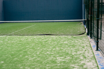 PISTA DE PADEL PAREDES HORMIGON