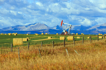 Fototapeta na wymiar Oil and Gas Rig Pumpjack Alberta Canada