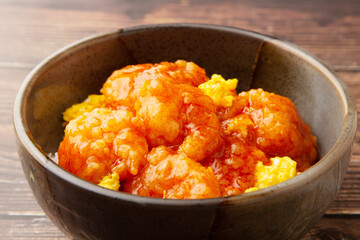 エビチリ丼