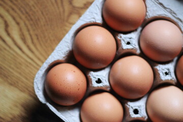 chicken eggs in the ovary box, protein food, yellow-orange chicken eggs