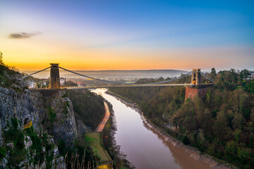 Clifton suspension bridge at sunrise in Bristol, England - obrazy, fototapety, plakaty