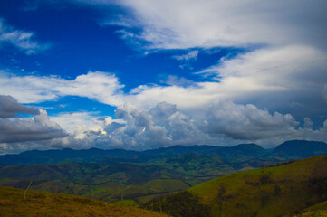 Obraz premium mountains and clouds