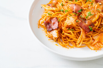 stir-fried spaghetti with kimchi and bacon