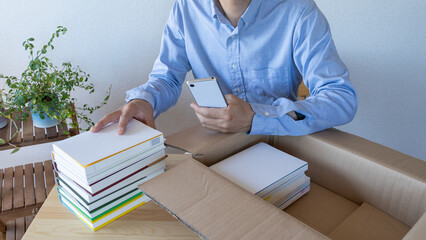 オンラインで査定・古本の宅配買取サービス　イメージ