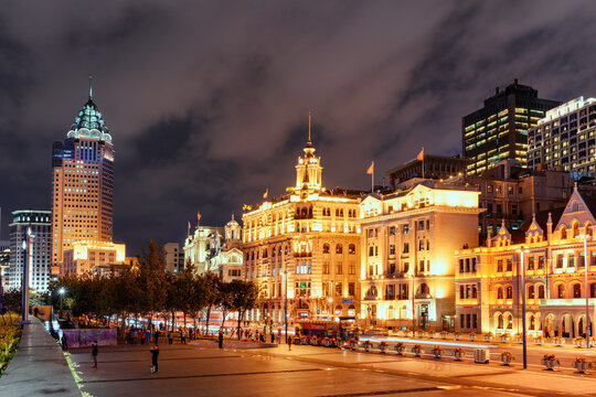Night view of the Bund (Waitan), Shanghai, China
