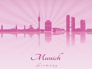 Munich skyline in purple radiant orchid - obrazy, fototapety, plakaty