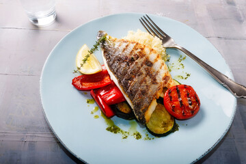 Grilled Sea ​​bream fillet with vegetables