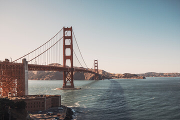 golden gate bridge at sunset in san francisco