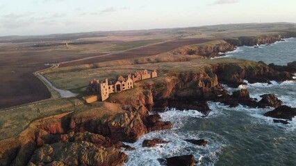 Slain's Castle and cliffs around Scotland Bay