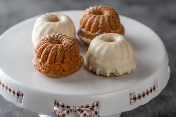 babeczka, jedzenie, deser, ciastka, słodki, czekolada, ciasta, przepyszny, muffin, pieczone, przekąska, biała, delikatesowy, smaczny, swiezy, ciastka, jedzenie, świąteczne